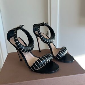 Gianvito Rossi Heels • Size 39 (9) • Crystal Details • 100mm • Excellent Cond.